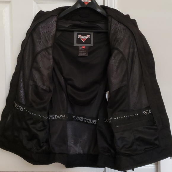 Victory Motorcycle Mesh Riding Jacket - Picture 4 of 16